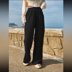 NWT Black Dazy Slant Pocket Wide Leg Pants